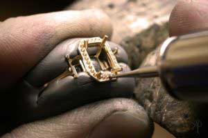 gold manufacturing