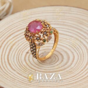 GOLD RING WITH NATURAL RUBY