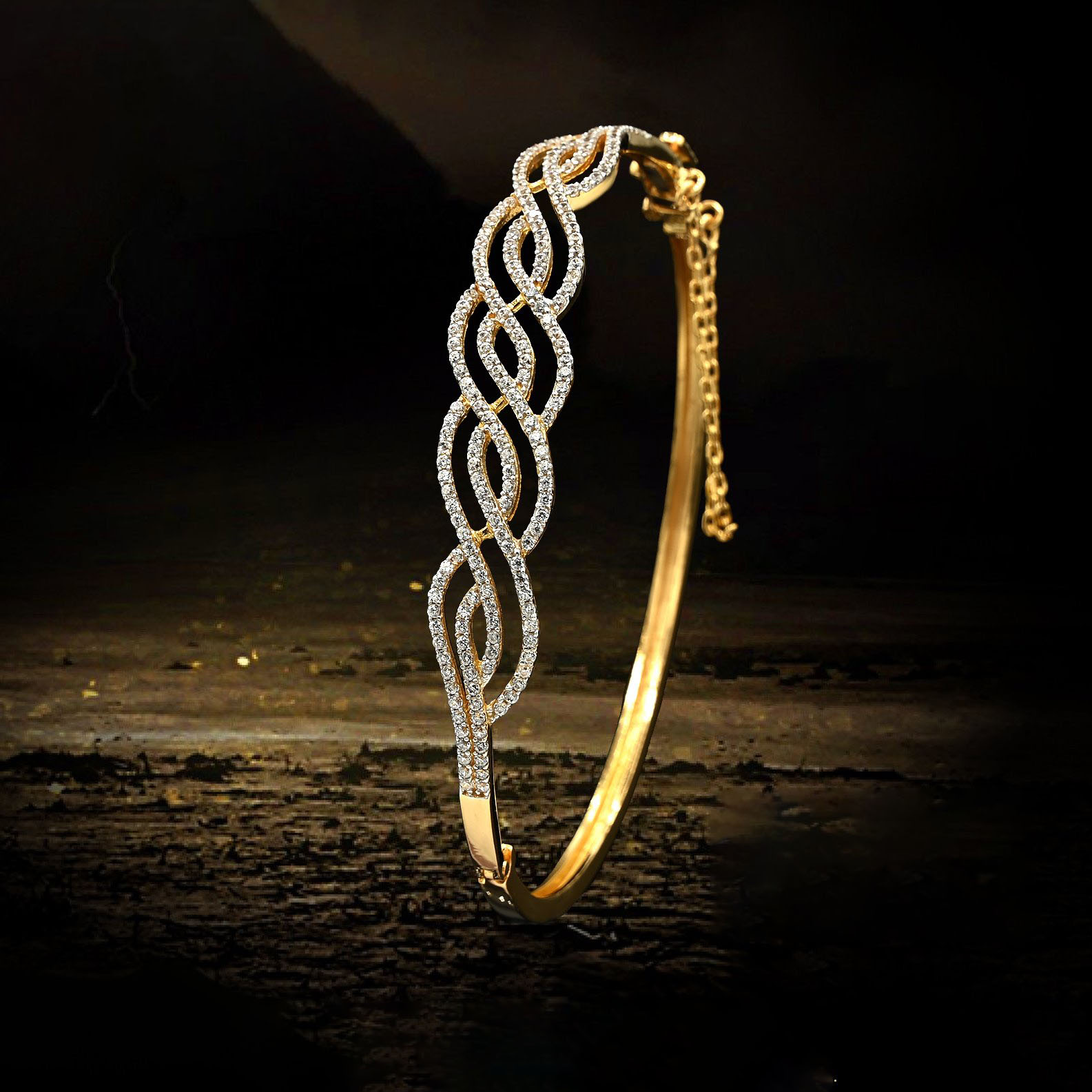 Bracelets for Women - Luxury Gold, Silver Bangles & Cuffs | LOUIS VUITTON ®